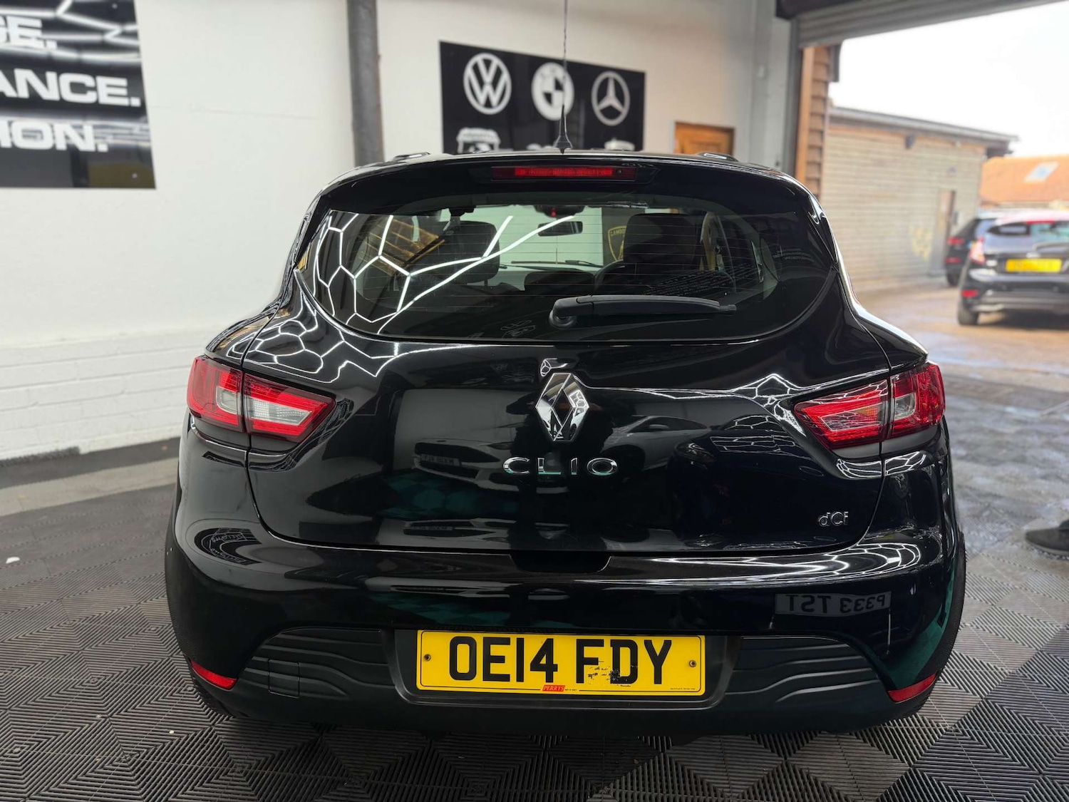 Used Renault Clio 2015 for sale - 77673739: Photo 9