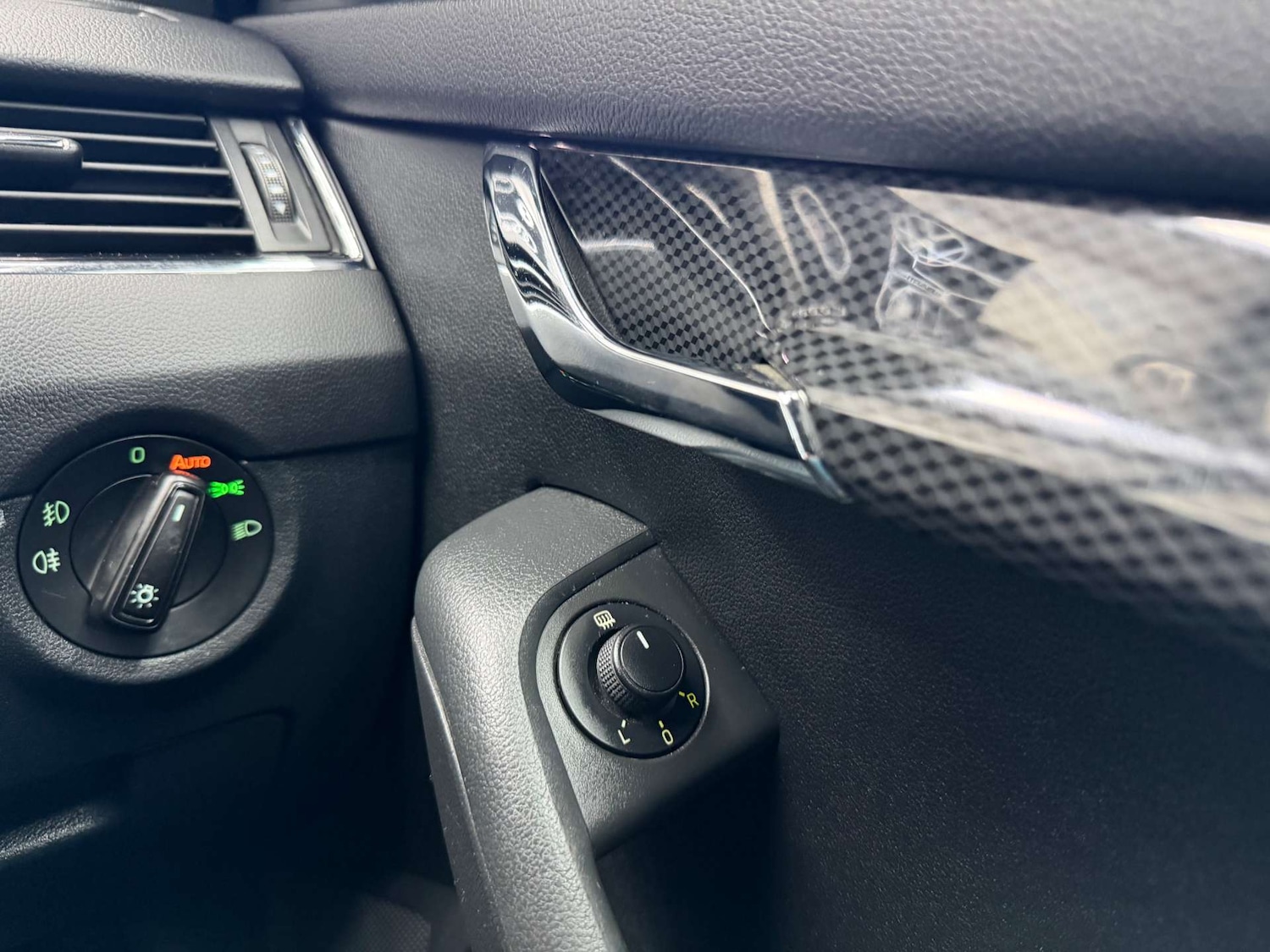 Used Skoda Octavia 2015 for sale - 77926989: Photo 23