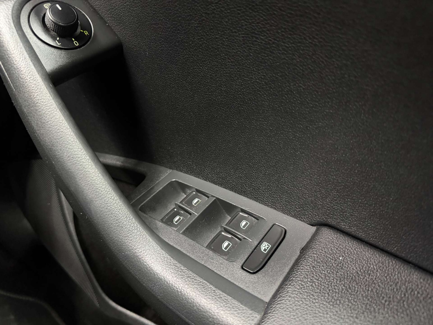 Used Skoda Octavia 2015 for sale - 77926989: Photo 24