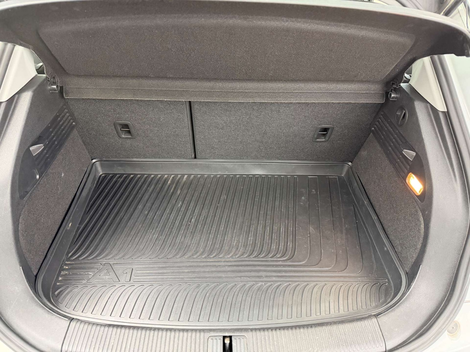 Used Audi A1 2013 for sale - 78031062: Photo 36