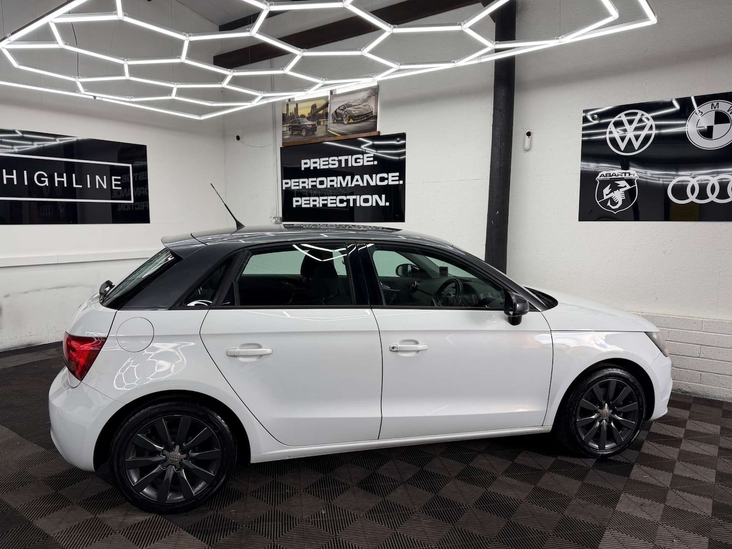 Used Audi A1 2013 for sale - 78031062: Photo 5