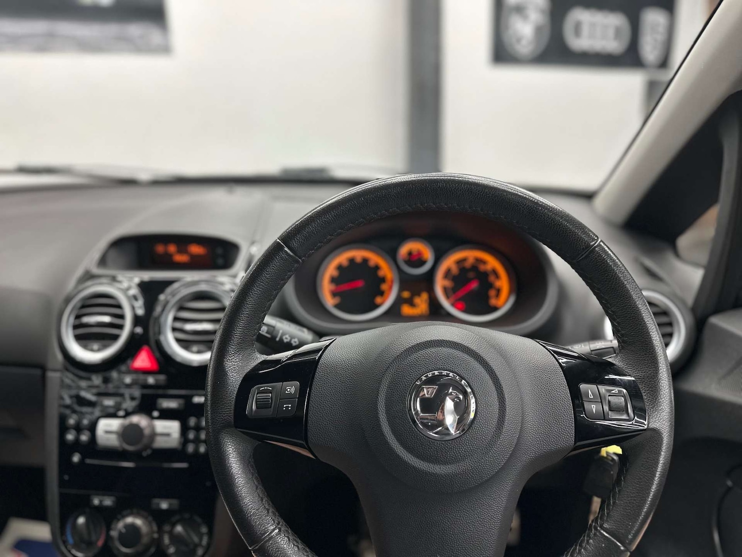 Used Vauxhall Corsa 2013 for sale - 76625125: Photo 13