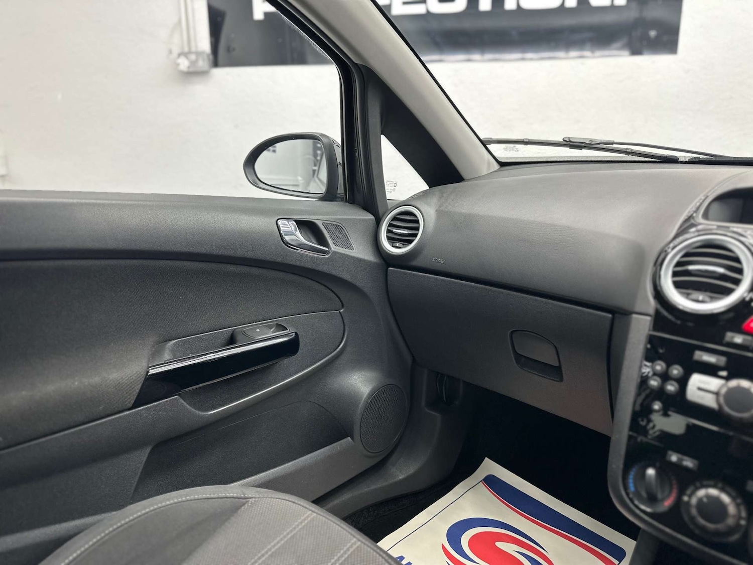 Used Vauxhall Corsa 2013 for sale - 76625125: Photo 19