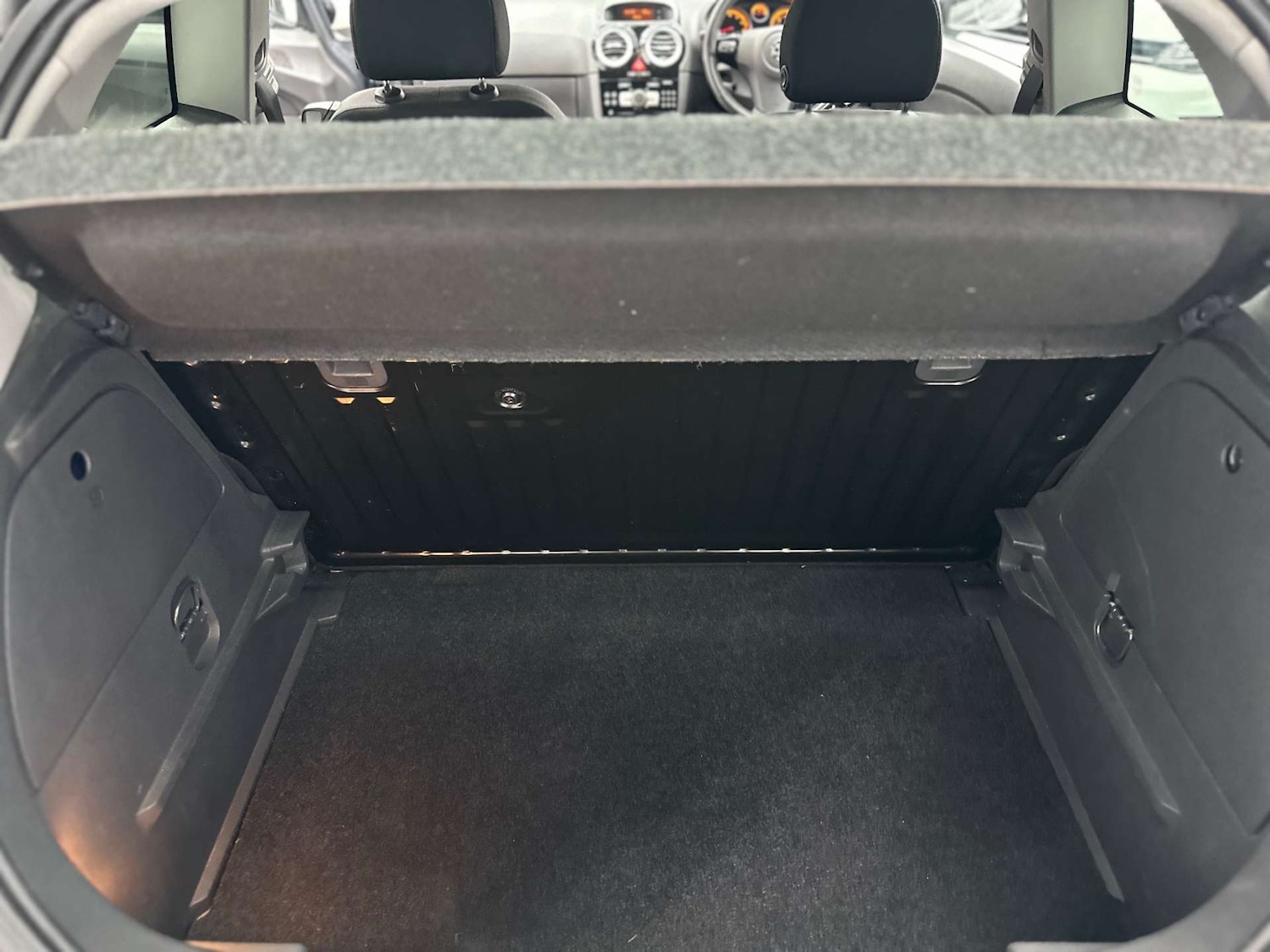 Used Vauxhall Corsa 2013 for sale - 76625125: Photo 25