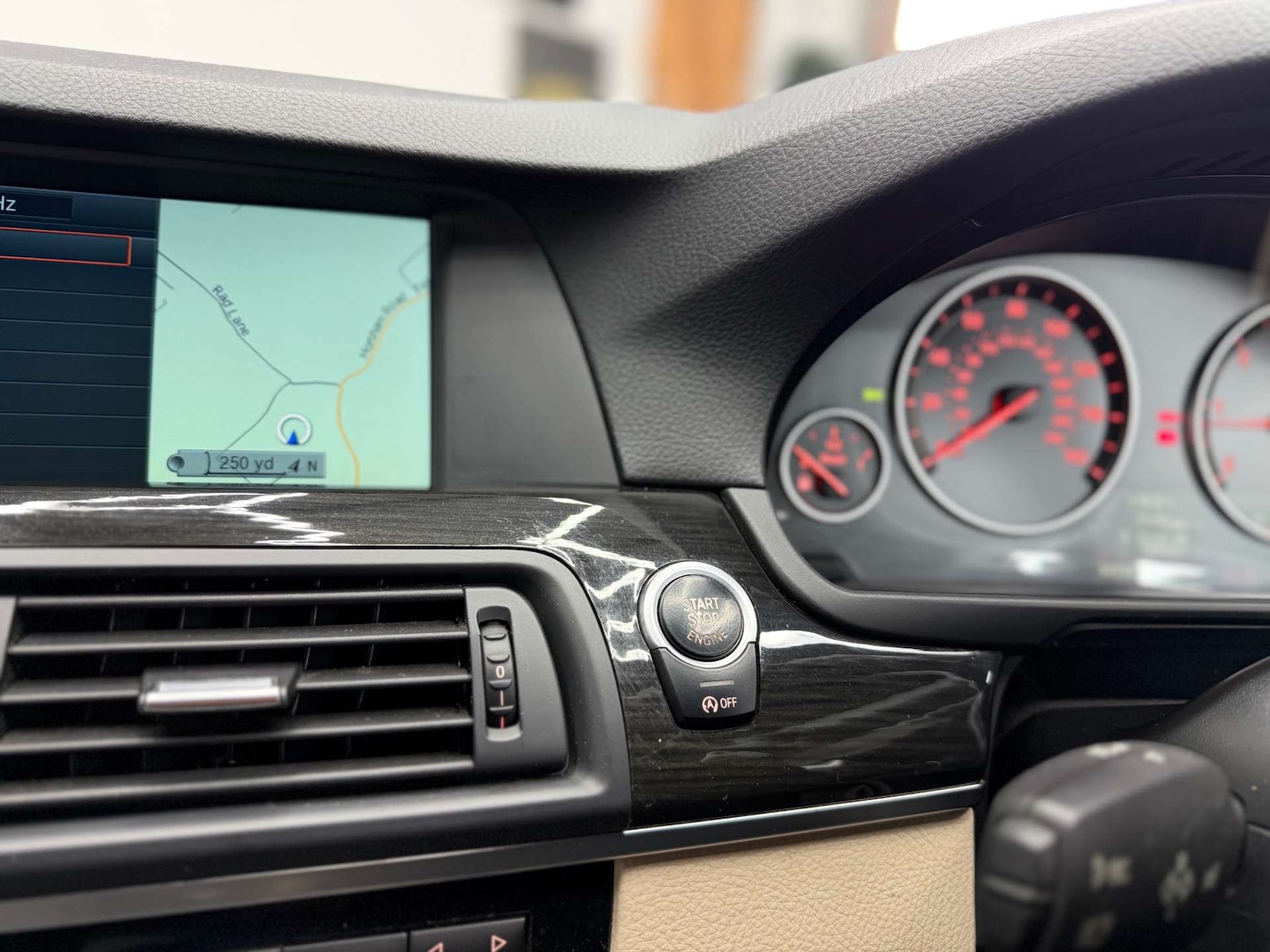 Used BMW 5 Series 2012 for sale - 77539355: Photo 25