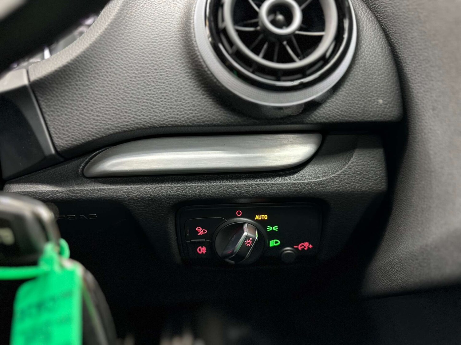 Used Audi A3 2016 for sale - 77400159: Photo 30