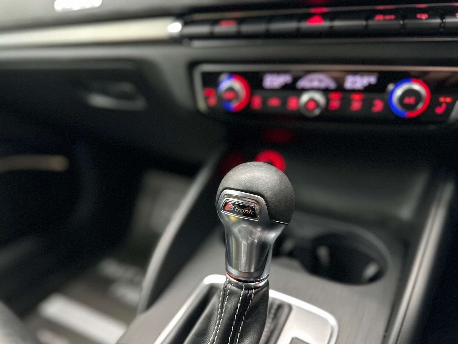 Used Audi A3 2016 for sale - 77400159: Photo 42