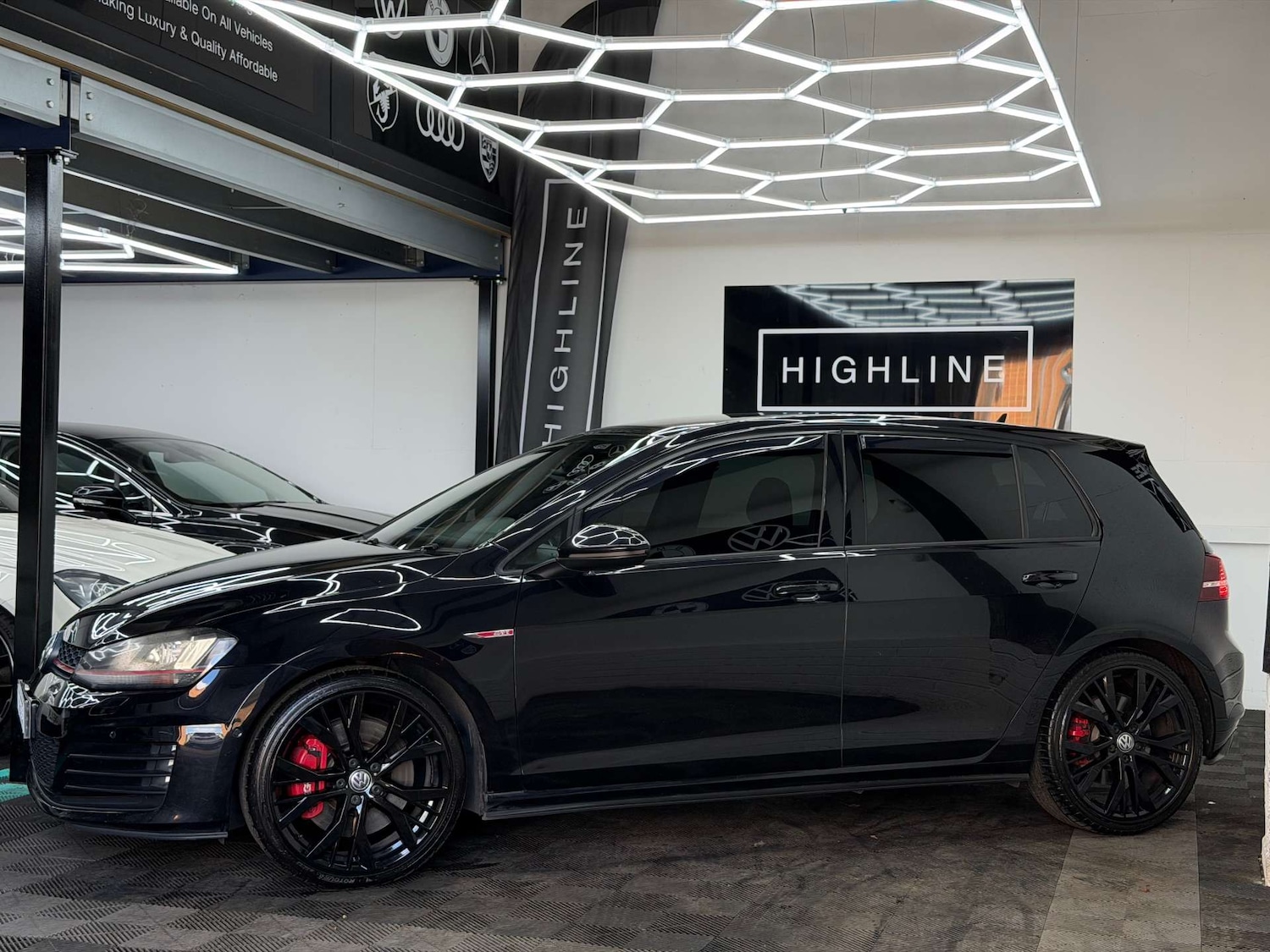 Used Volkswagen Golf 2016 for sale - 78031052: Photo 11