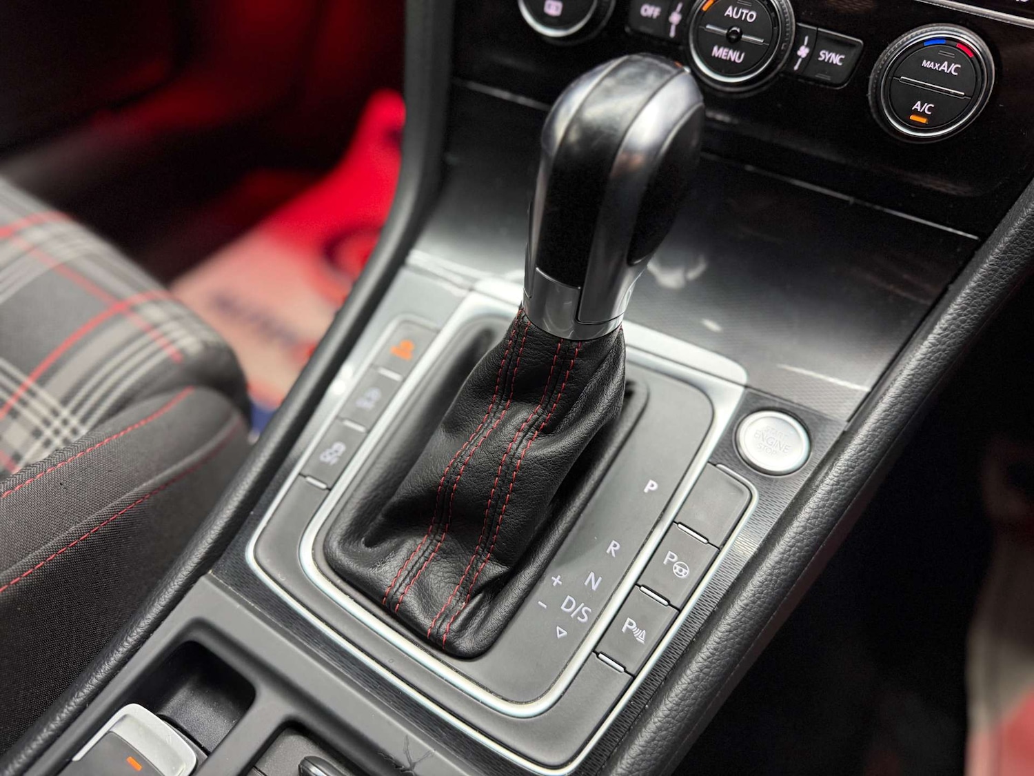 Used Volkswagen Golf 2016 for sale - 78031052: Photo 33