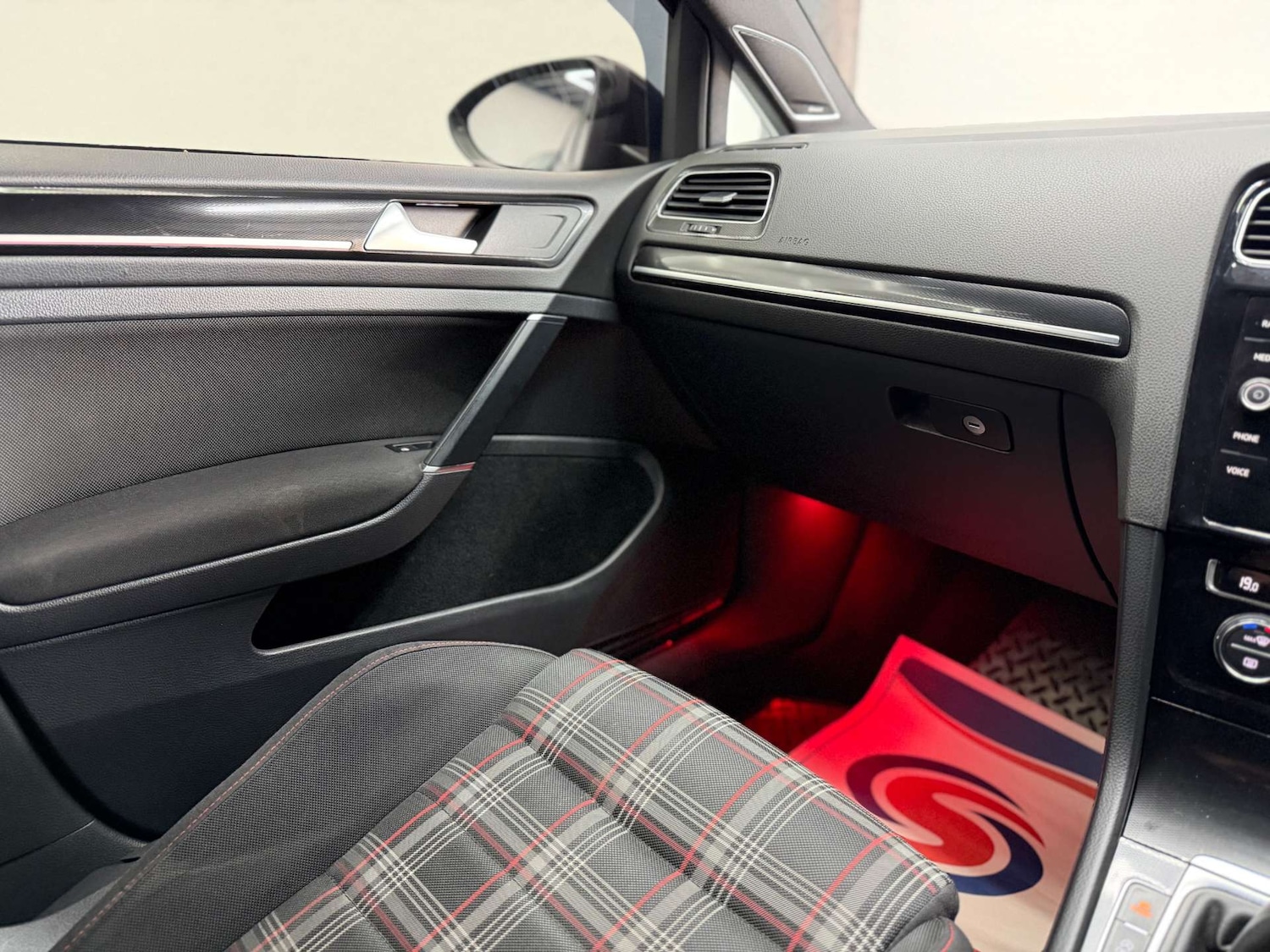 Used Volkswagen Golf 2016 for sale - 78031052: Photo 35