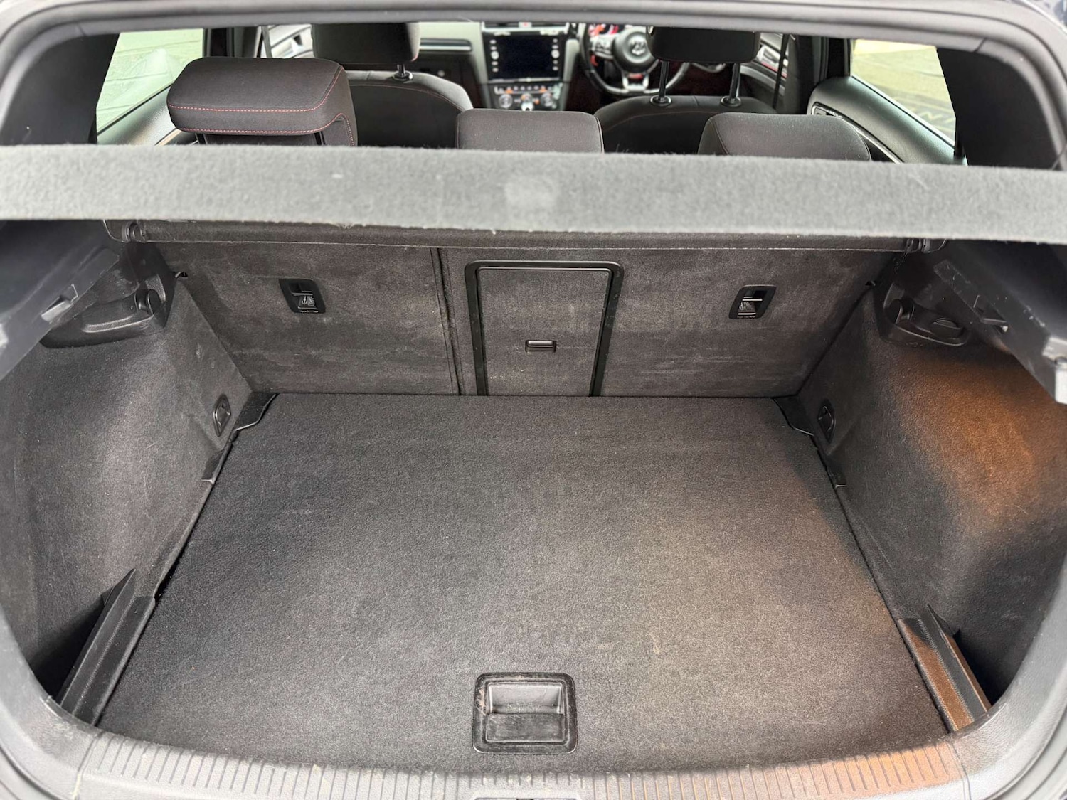 Used Volkswagen Golf 2016 for sale - 78031052: Photo 42