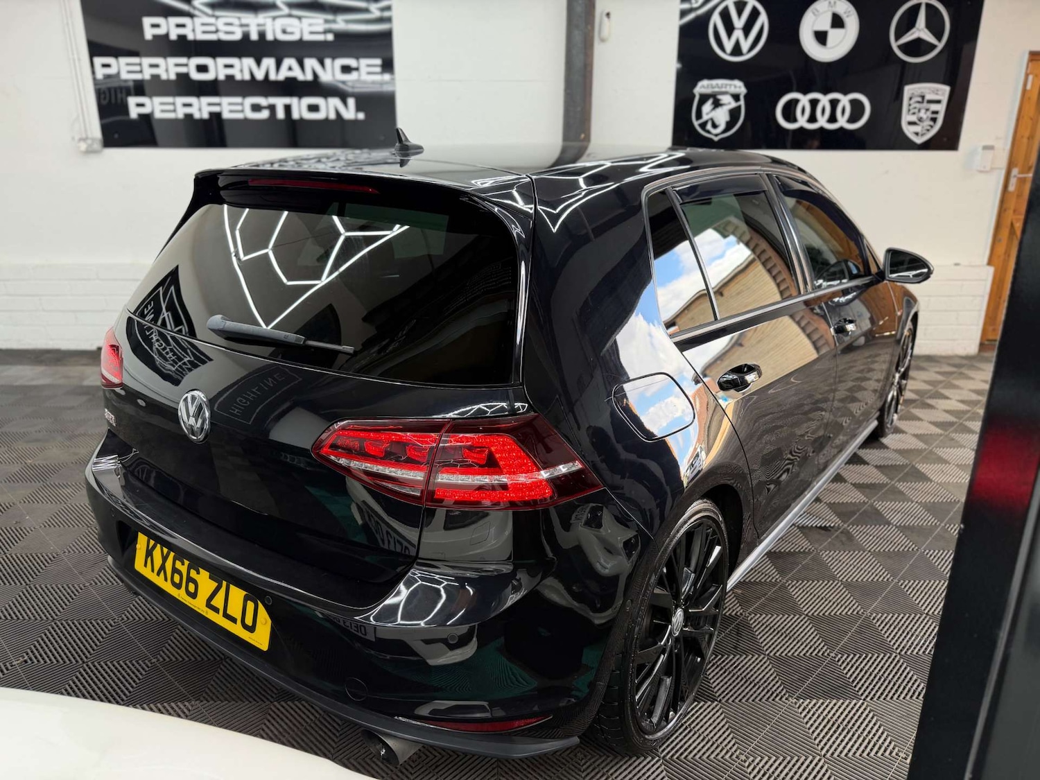 Used Volkswagen Golf 2016 for sale - 78031052: Photo 7