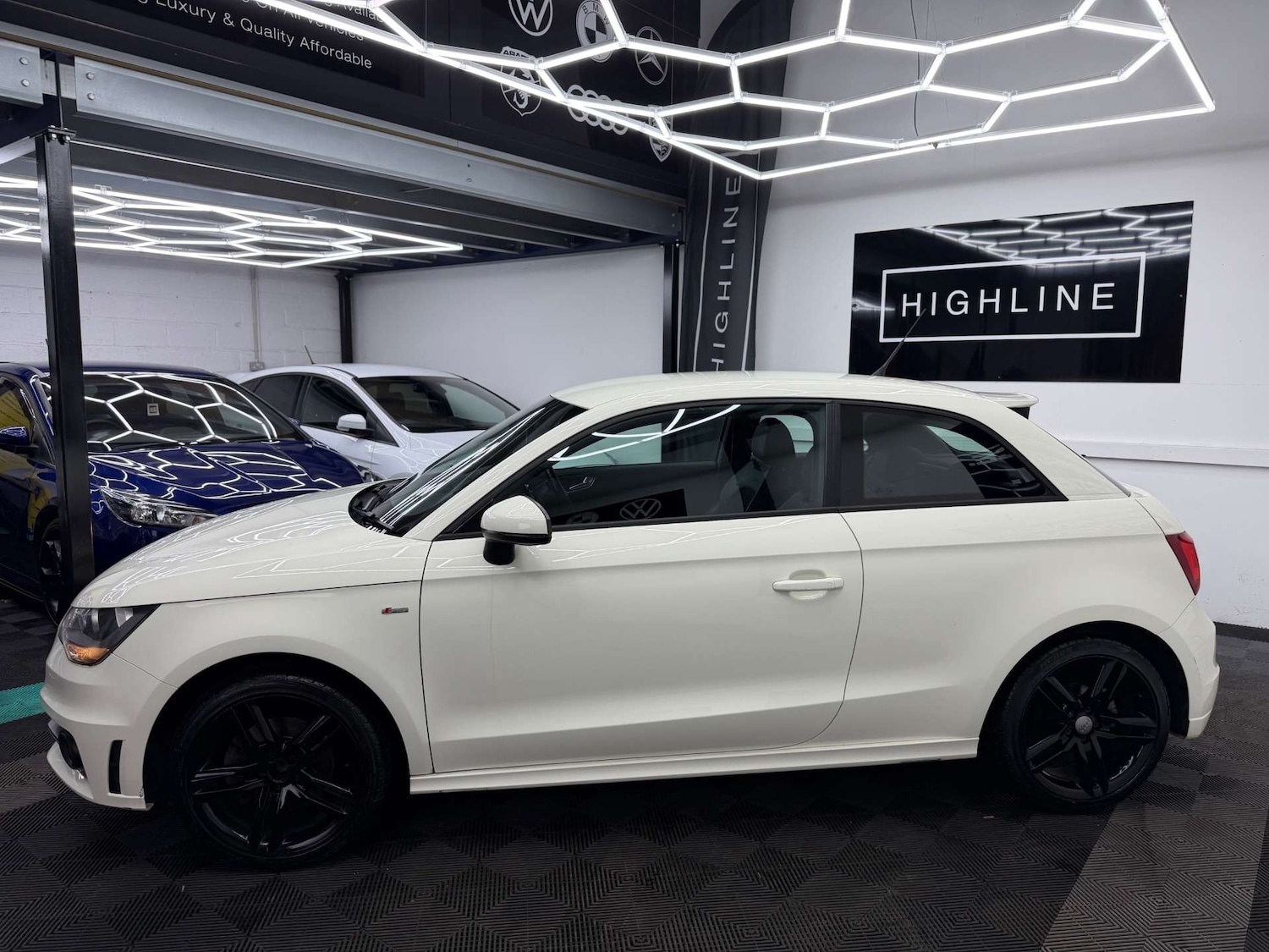 Used Audi A1 2011 for sale - 77647621: Photo 12