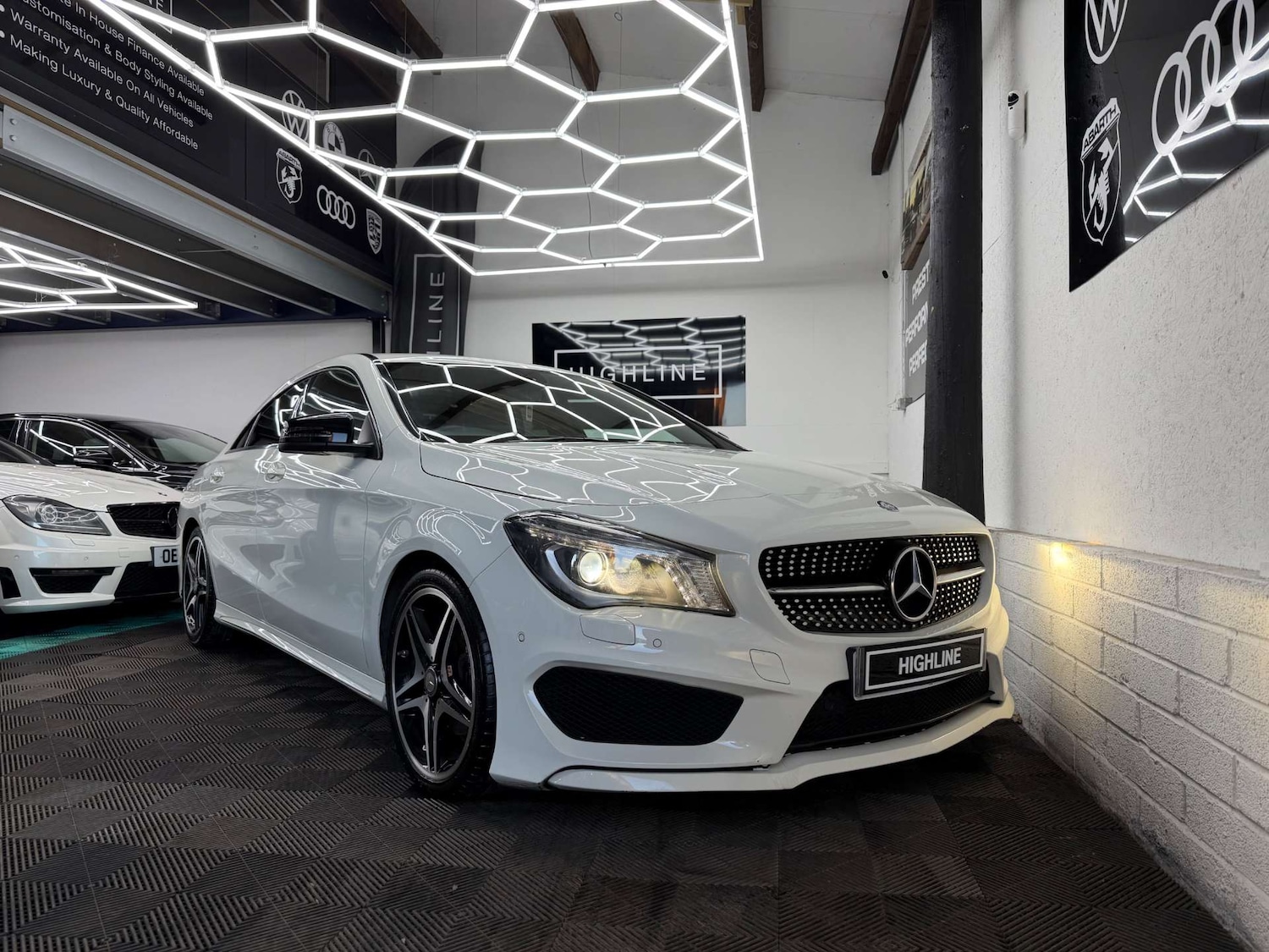 Used Mercedes-Benz CLA 2014 for sale - 77938505: Photo 3