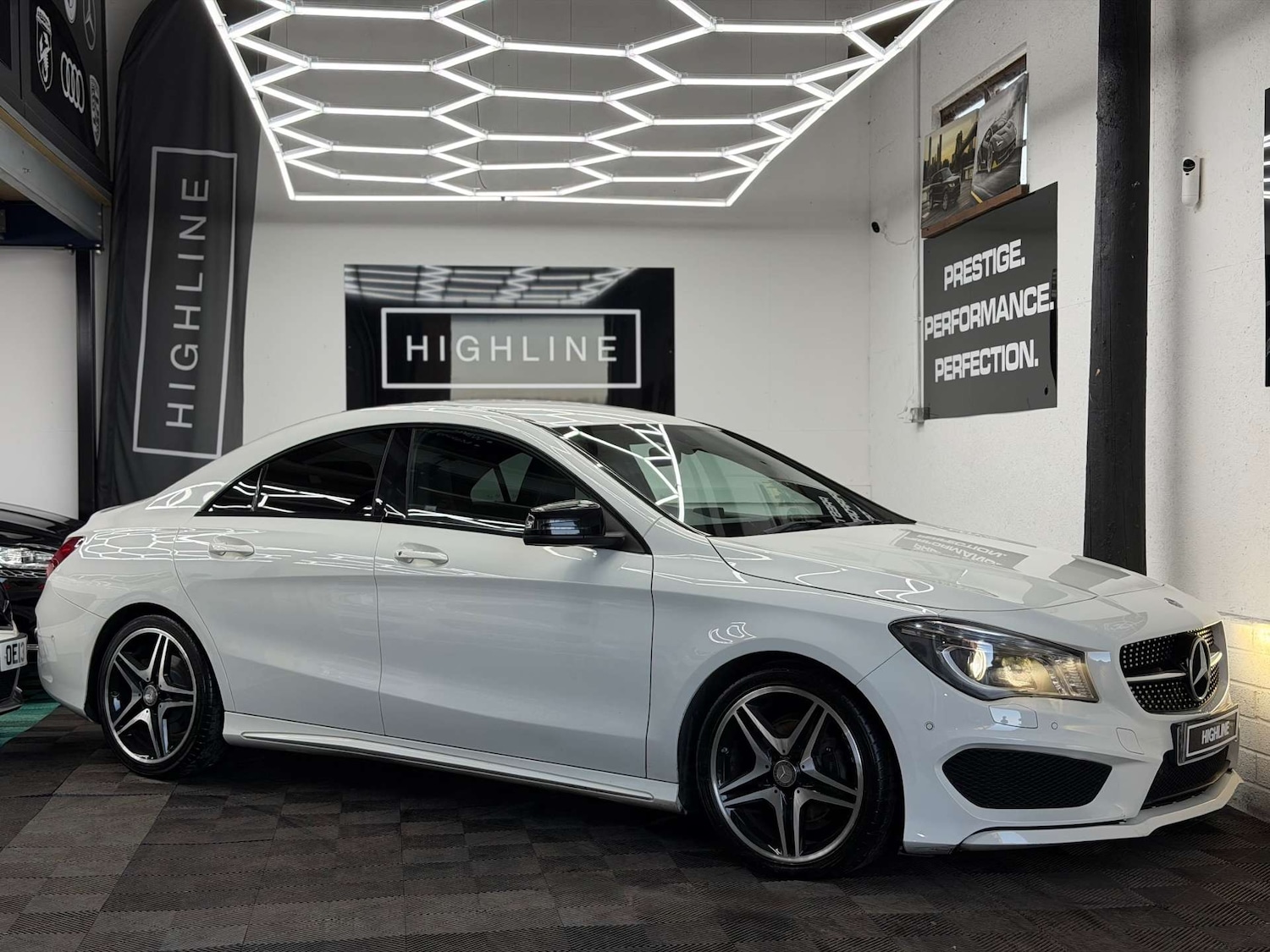 Used Mercedes-Benz CLA 2014 for sale - 77938505: Photo 5