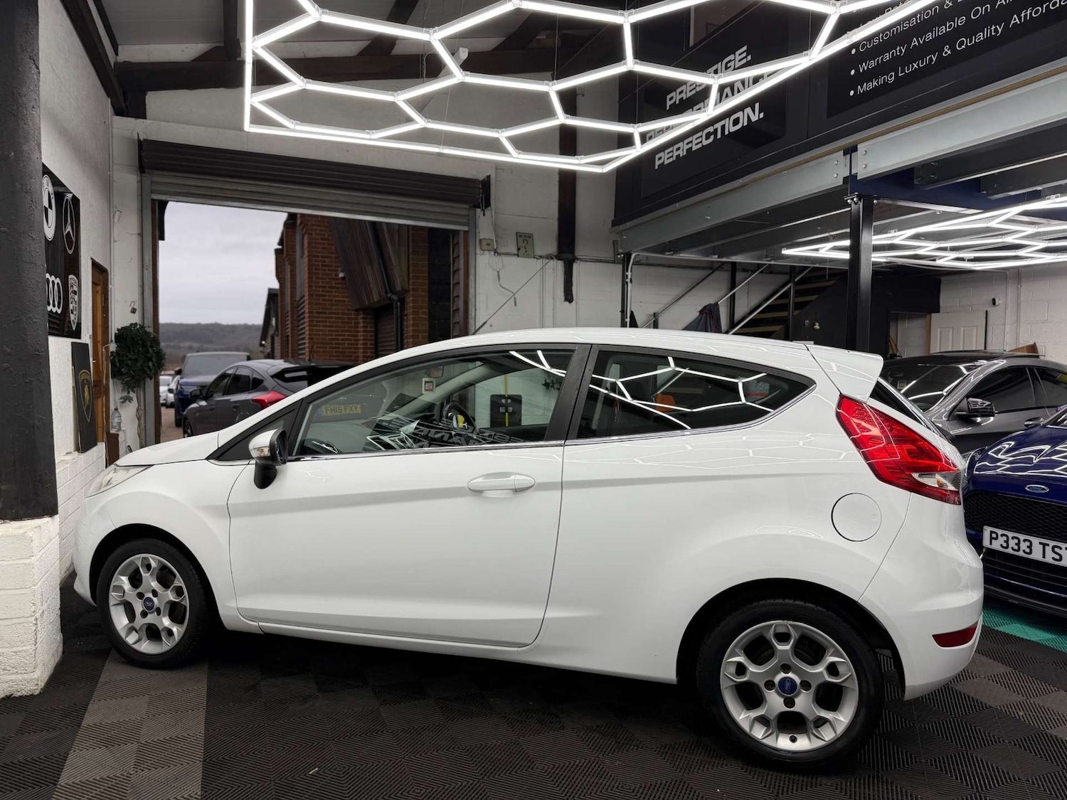 Used Ford Fiesta 2011 for sale - 77647619: Photo 10