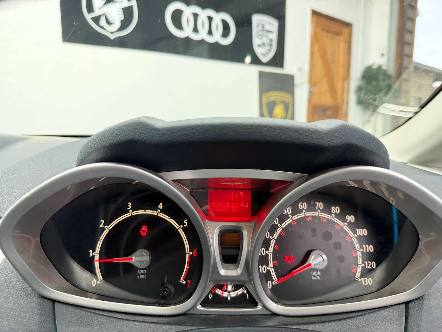 Used Ford Fiesta 2011 for sale - 77647619: Photo 16