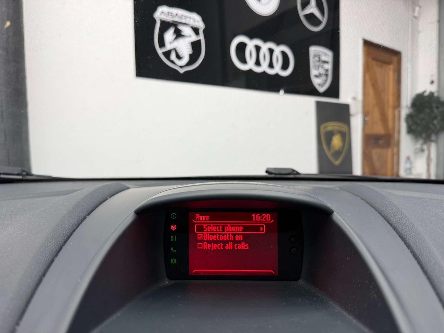 Used Ford Fiesta 2011 for sale - 77647619: Photo 20