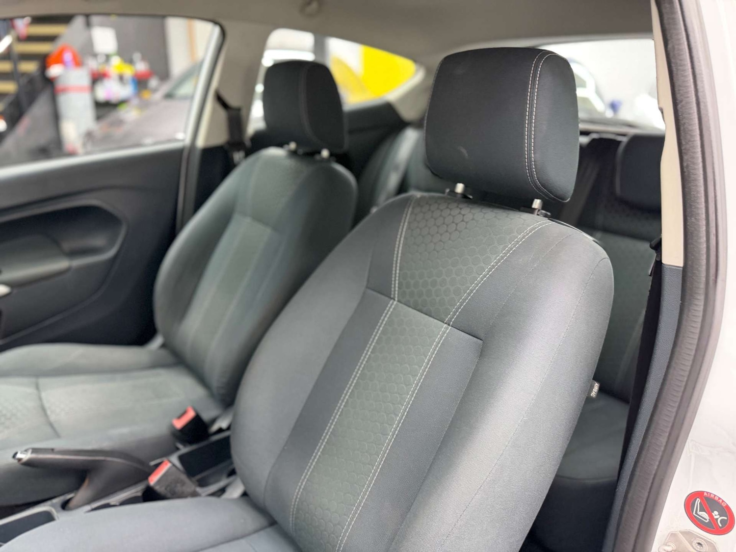 Used Ford Fiesta 2011 for sale - 77647619: Photo 25