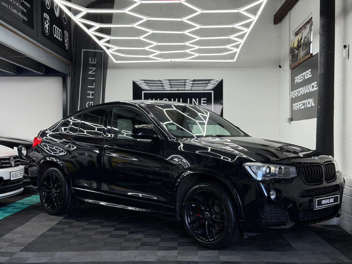 Used BMW X4 2015 for sale - 77735045: Photo 1