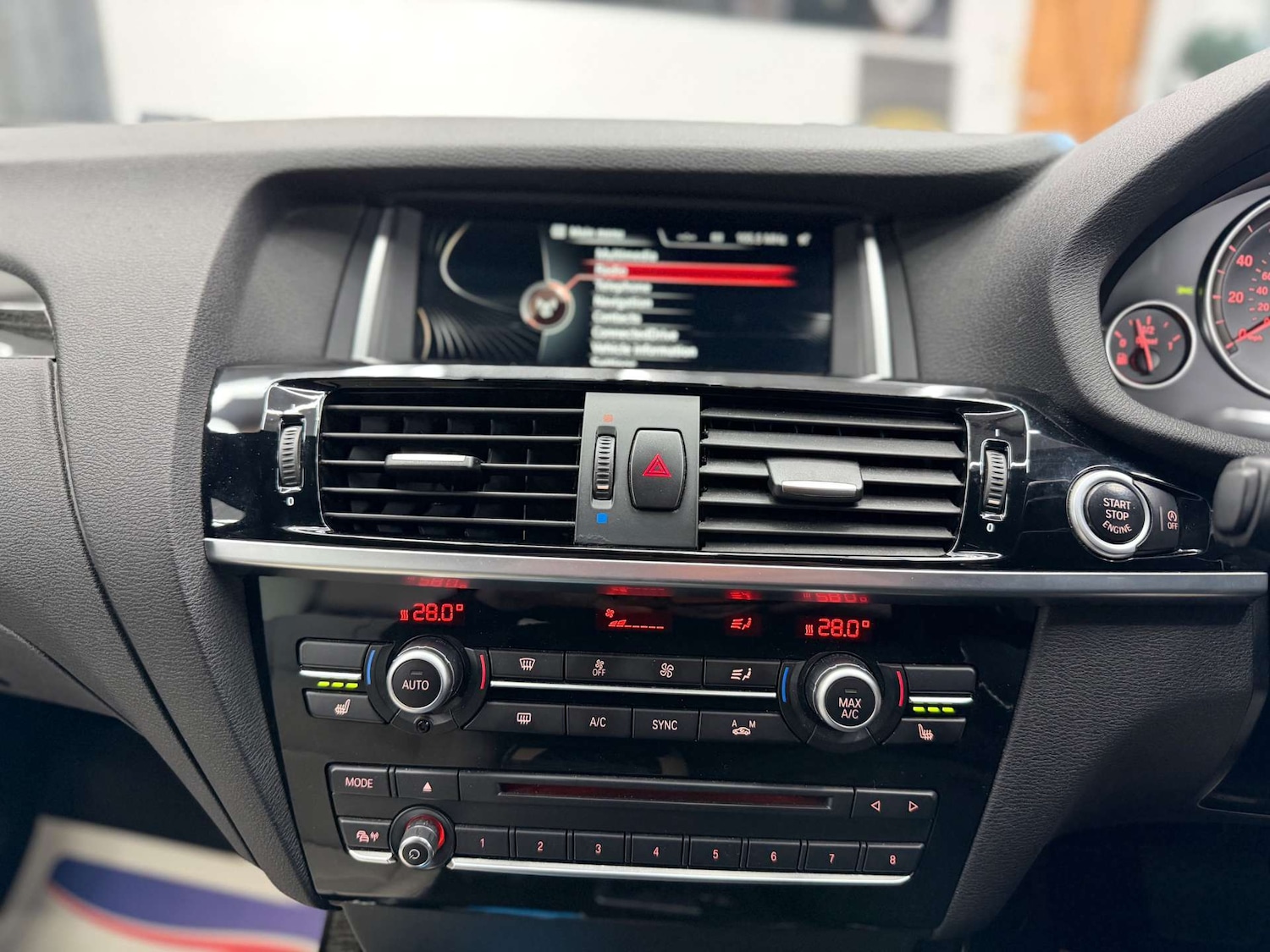 Used BMW X4 2015 for sale - 77735045: Photo 22