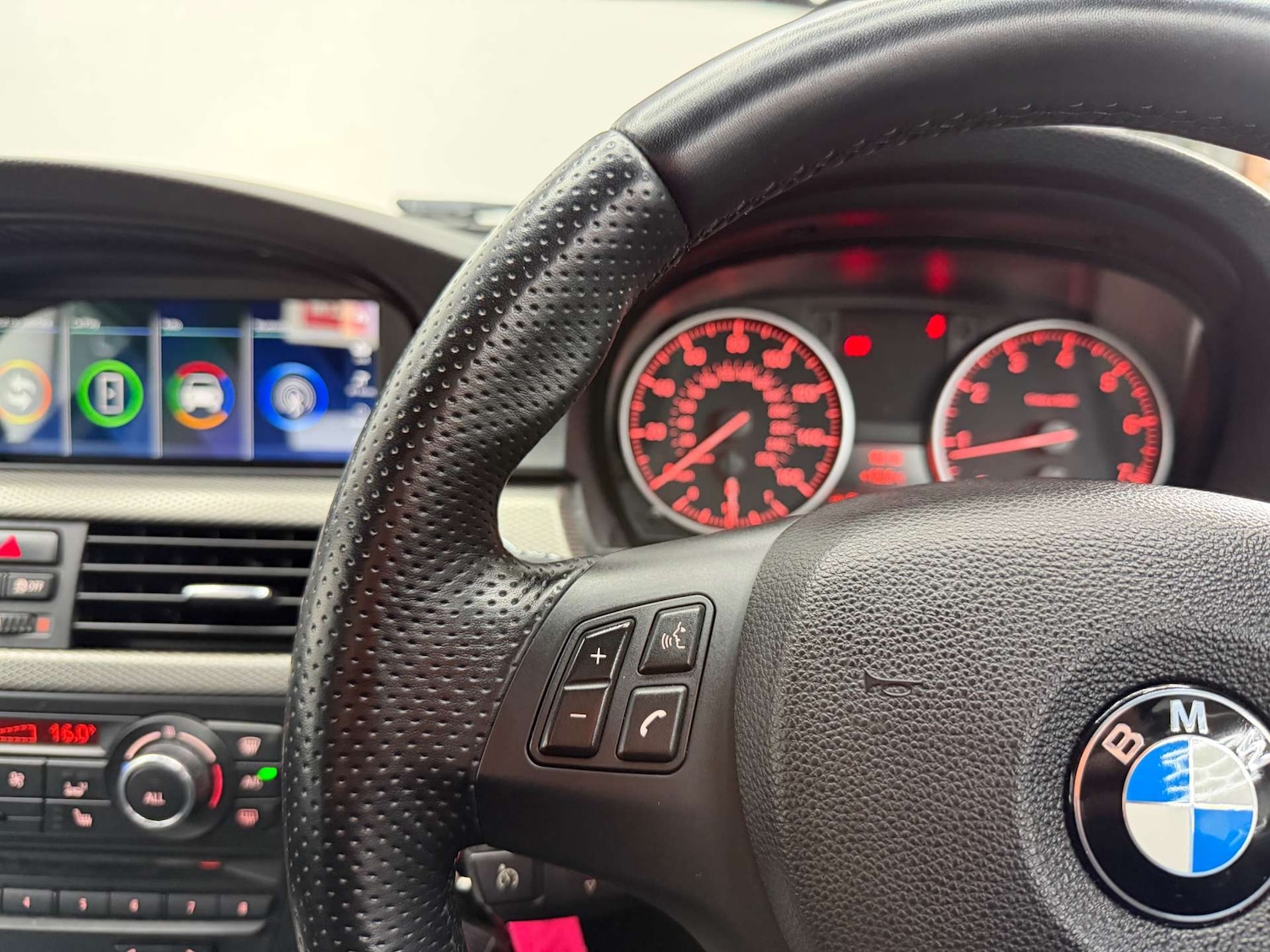 Used BMW 3 Series 2013 for sale - 77678661: Photo 19