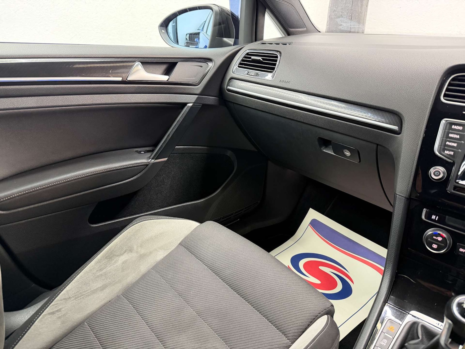 Used Volkswagen Golf 2015 for sale - 77264712: Photo 34