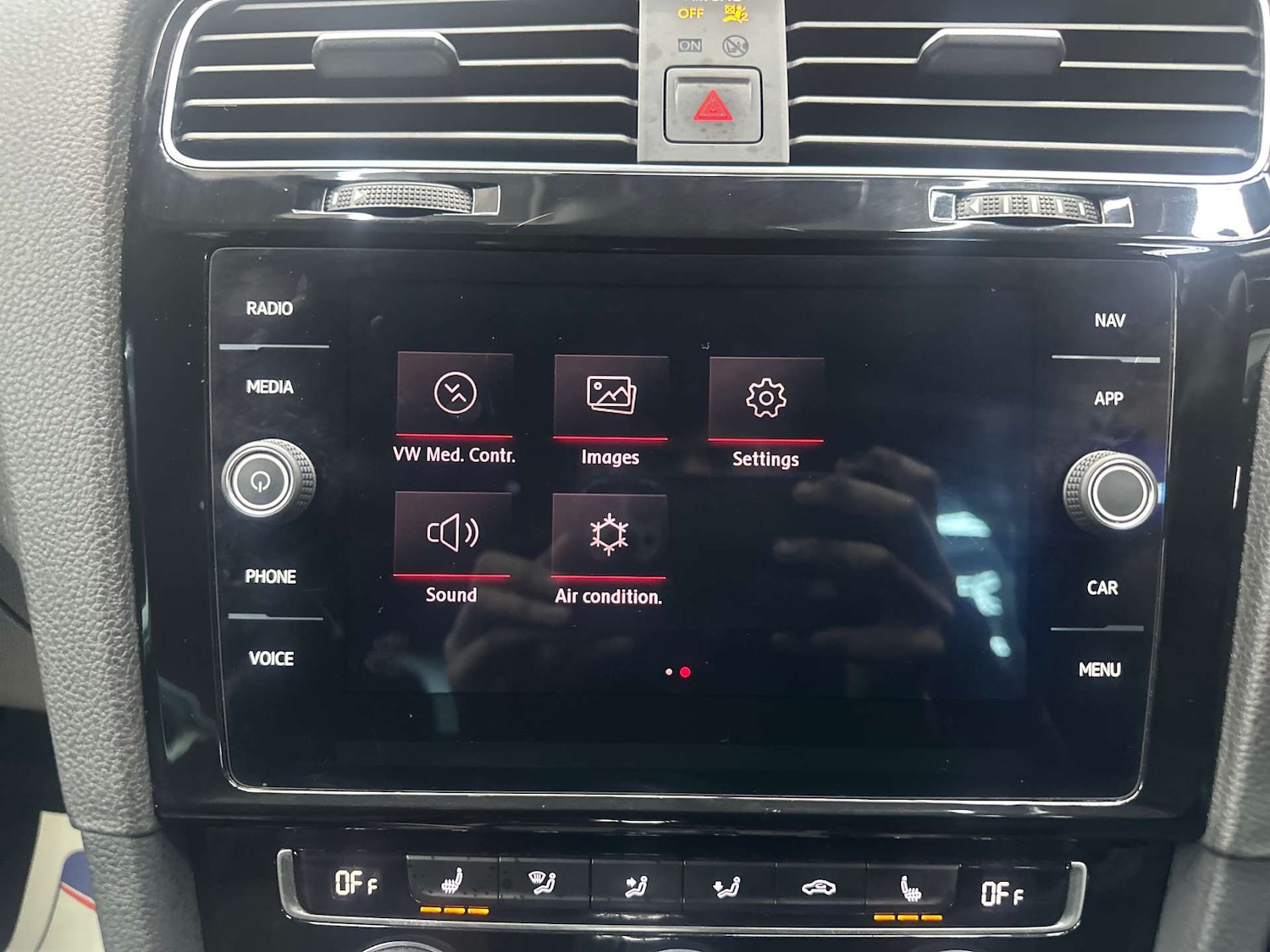 Used Volkswagen Golf 2018 for sale - 76977394: Photo 28