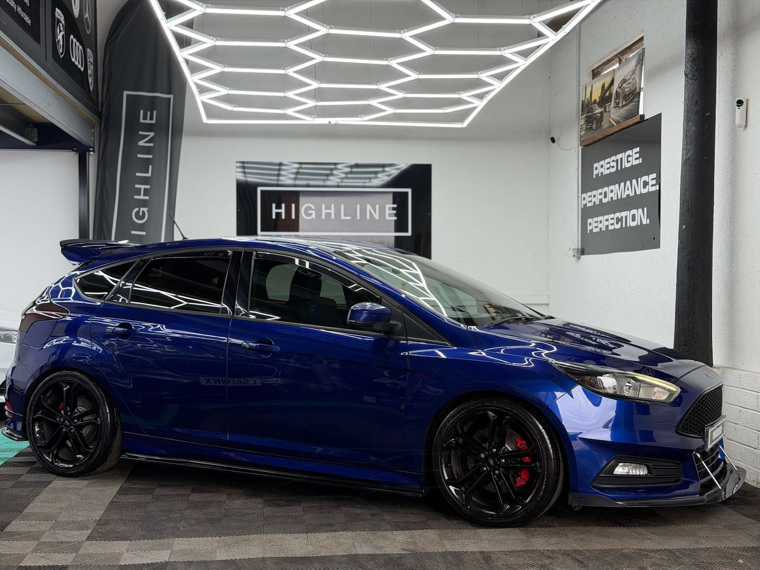 Used Ford Focus 2017 for sale - 77644024: Photo 5