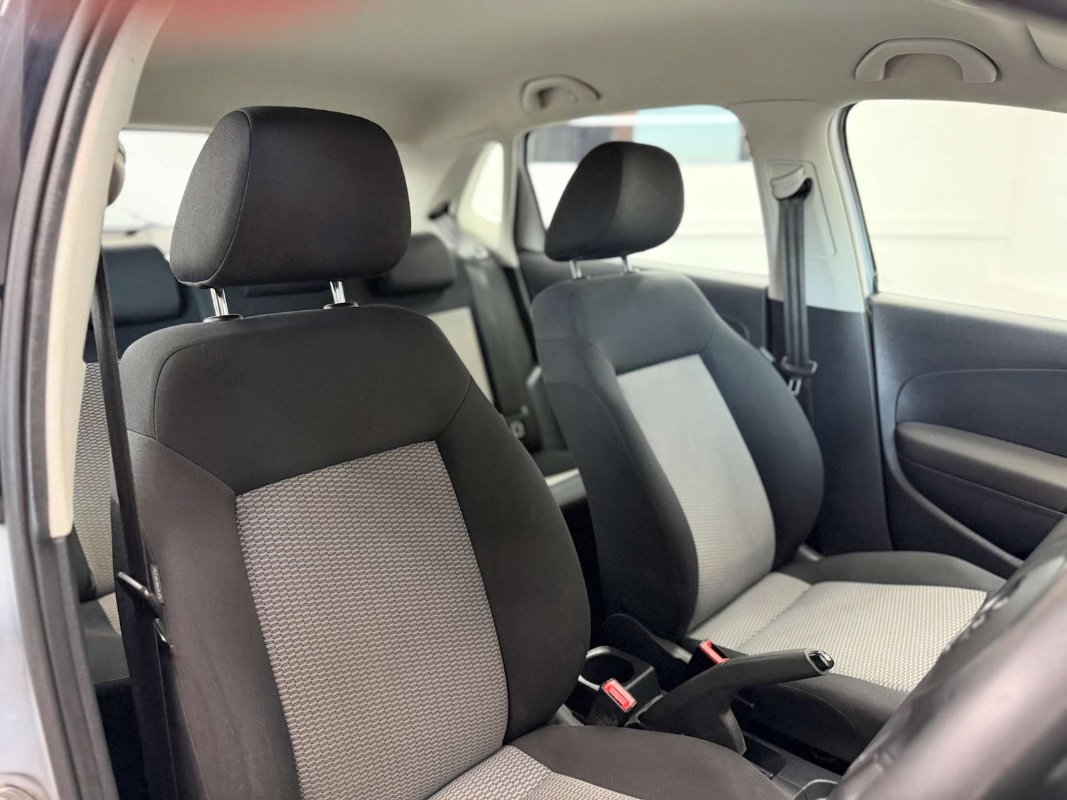 Used Volkswagen Polo 2013 for sale - 77921664: Photo 13