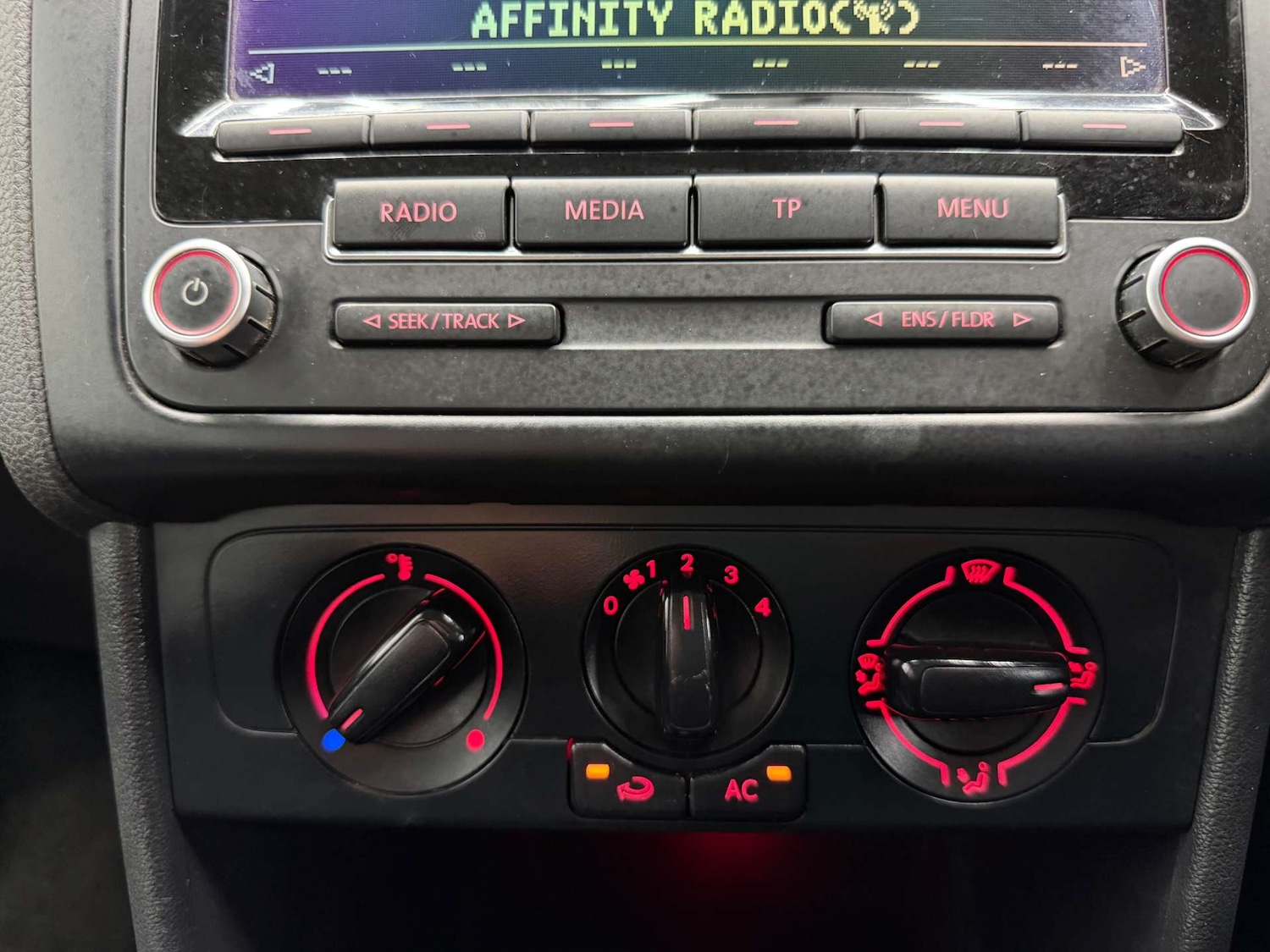 Used Volkswagen Polo 2013 for sale - 77921664: Photo 19