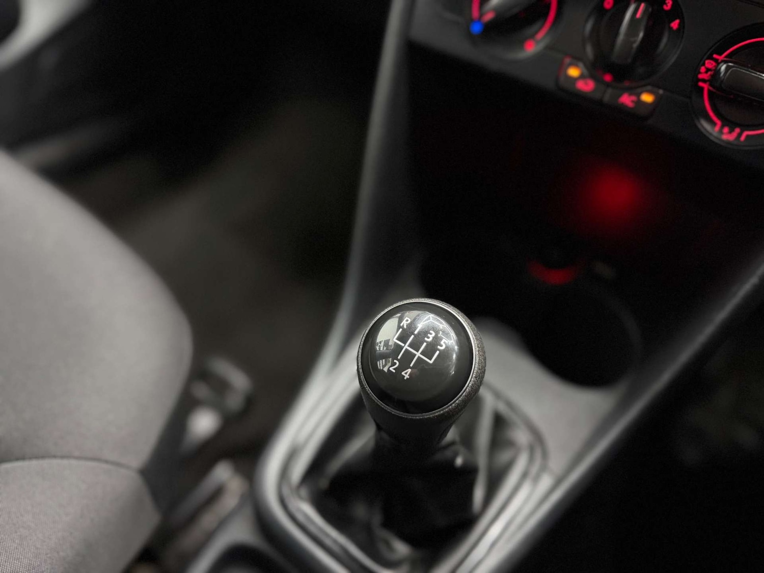 Used Volkswagen Polo 2013 for sale - 77921664: Photo 20