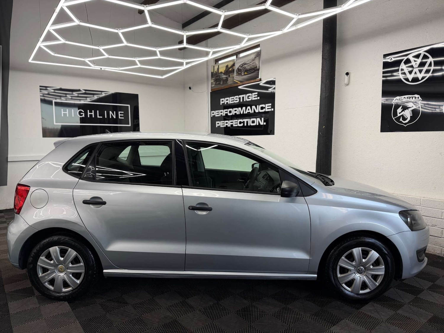 Used Volkswagen Polo 2013 for sale - 77921664: Photo 6