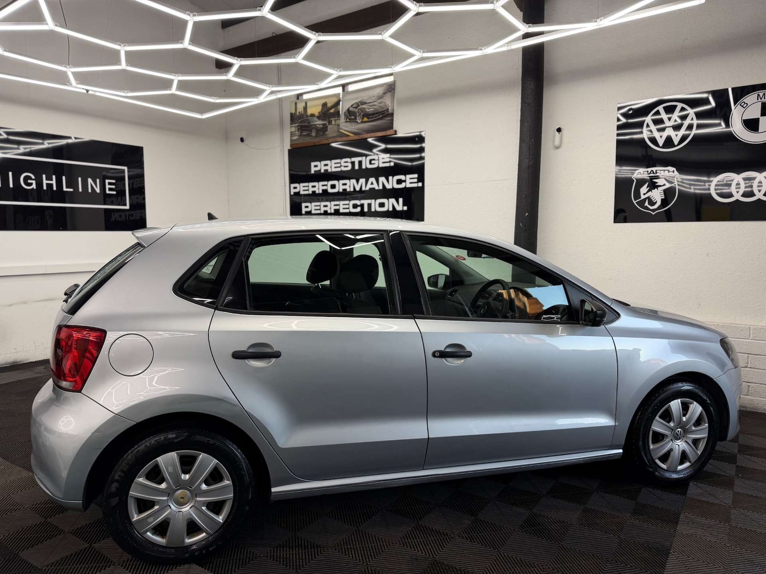 Used Volkswagen Polo 2013 for sale - 77921664: Photo 7