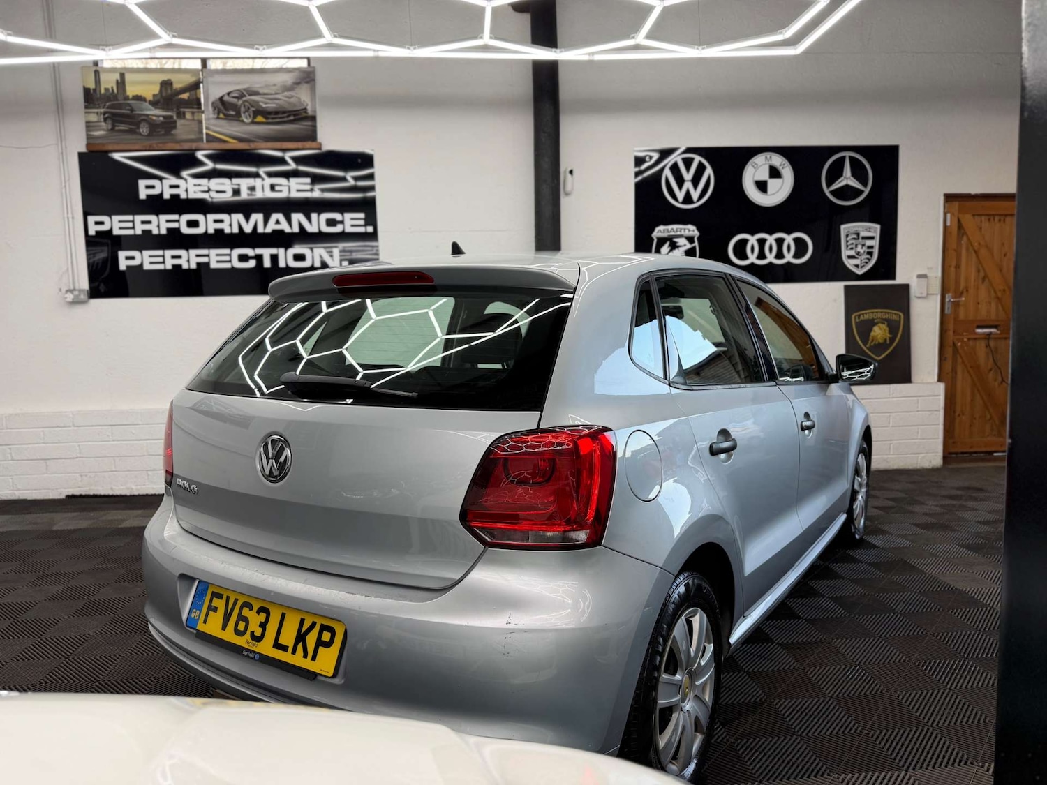 Used Volkswagen Polo 2013 for sale - 77921664: Photo 8