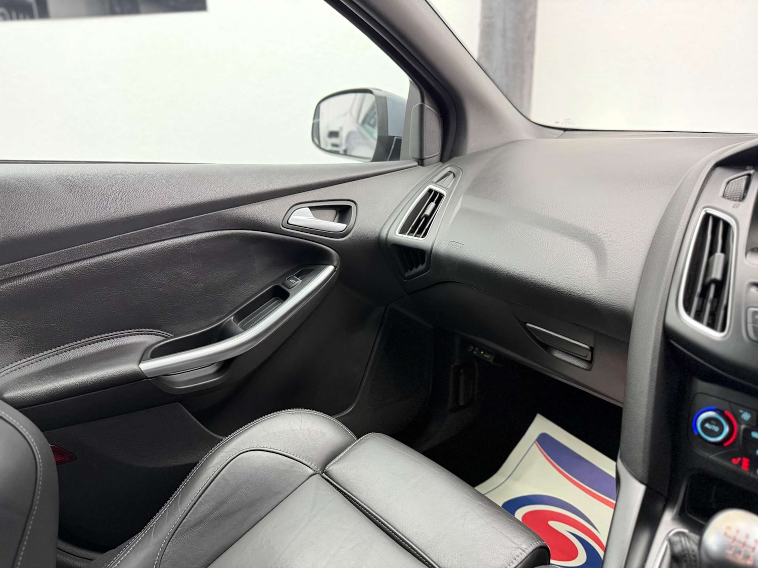 Used Ford Focus 2015 for sale - 77647609: Photo 38