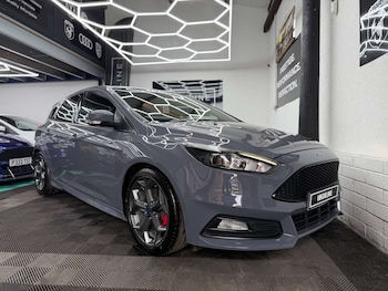 Used Ford Focus 2015 for sale - 77647609: Photo