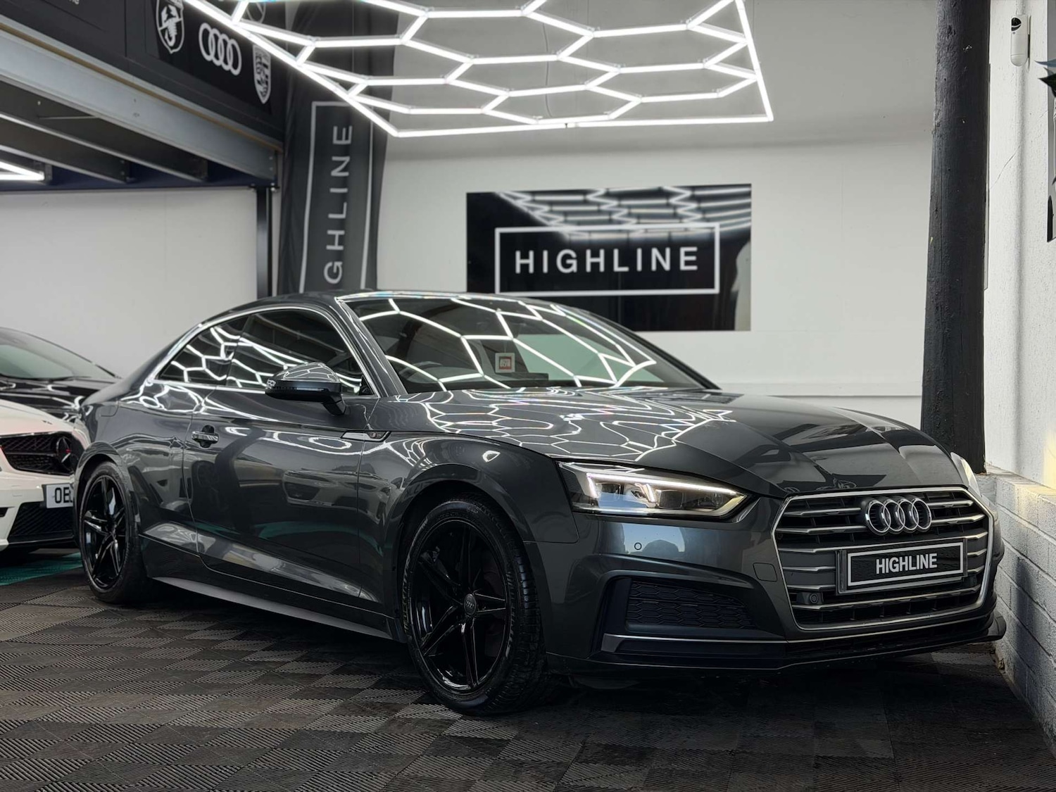 Used Audi A5 2018 for sale - 77926987: Photo 2