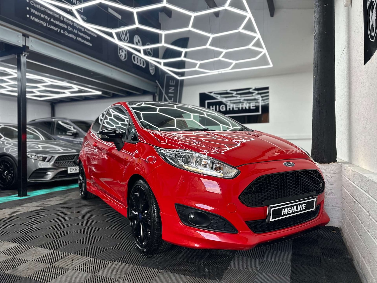 Used Ford Fiesta 2016 for sale - 77864568: Photo 2