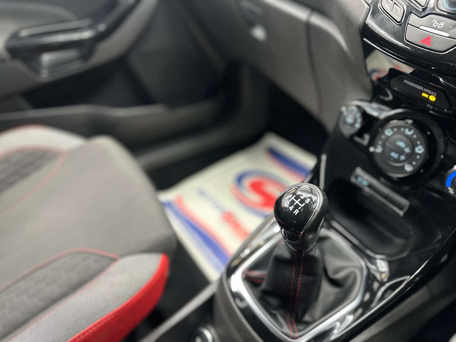 Used Ford Fiesta 2016 for sale - 77864568: Photo 28