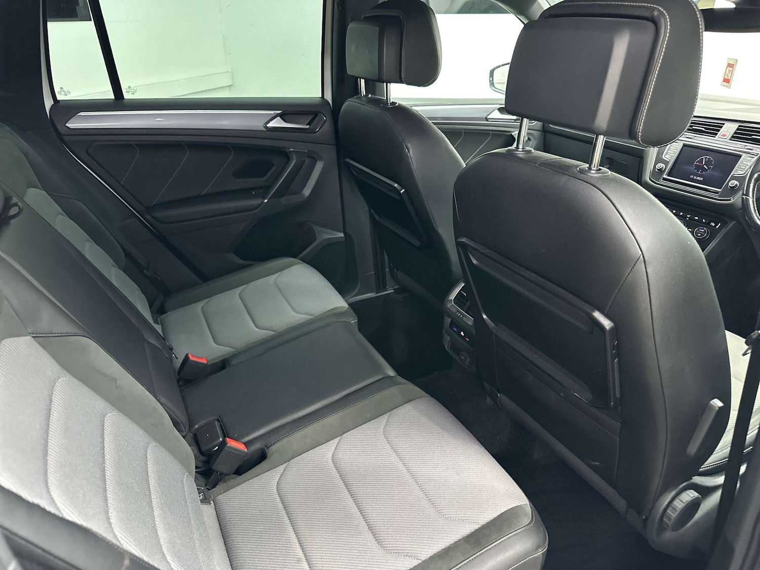 Used Volkswagen Tiguan 2016 for sale - 77717738: Photo 36