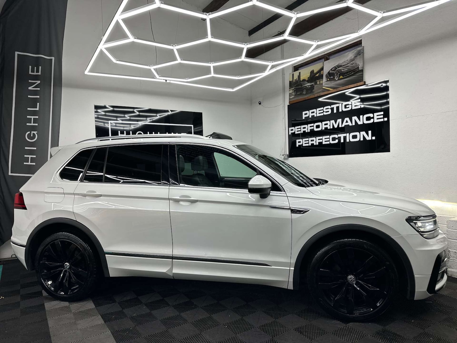 Used Volkswagen Tiguan 2016 for sale - 77717738: Photo 6