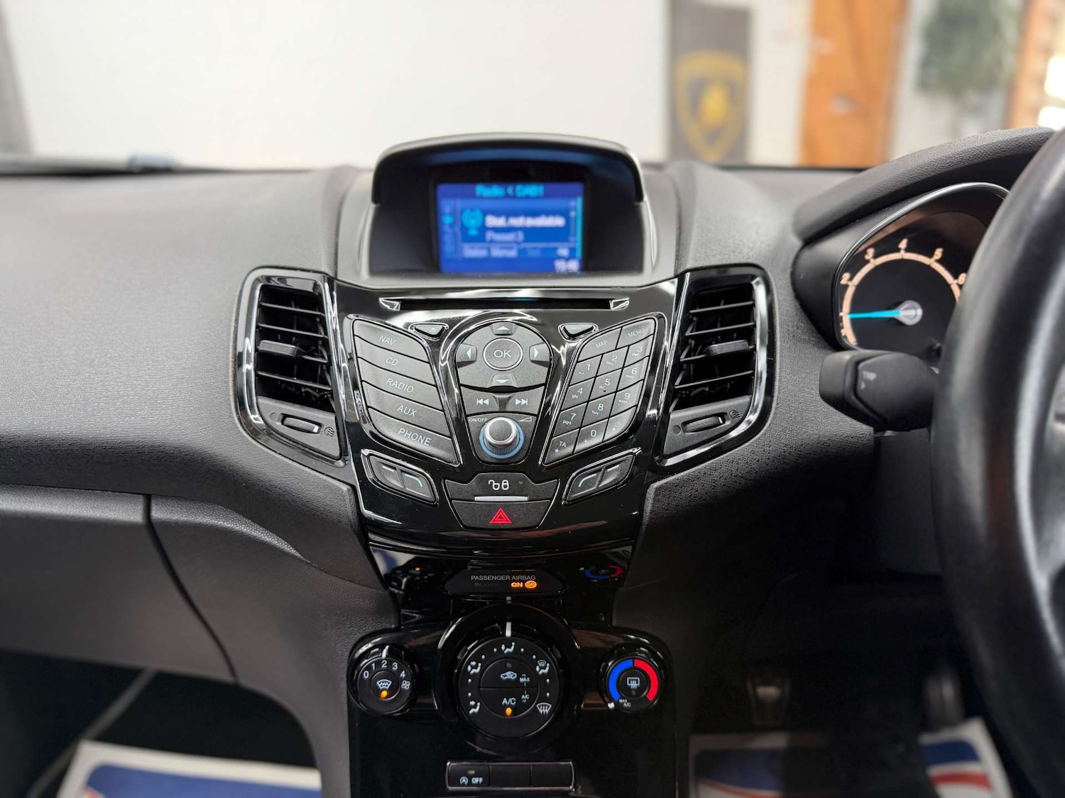 Used Ford Fiesta 2015 for sale - 77996960: Photo 20