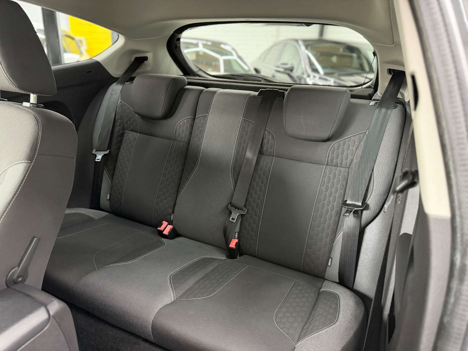 Used Ford Fiesta 2015 for sale - 77996960: Photo 34