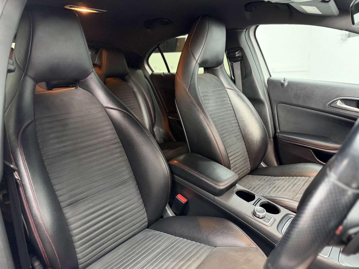 Used Mercedes-Benz A-Class 2014 for sale - 77801998: Photo 17