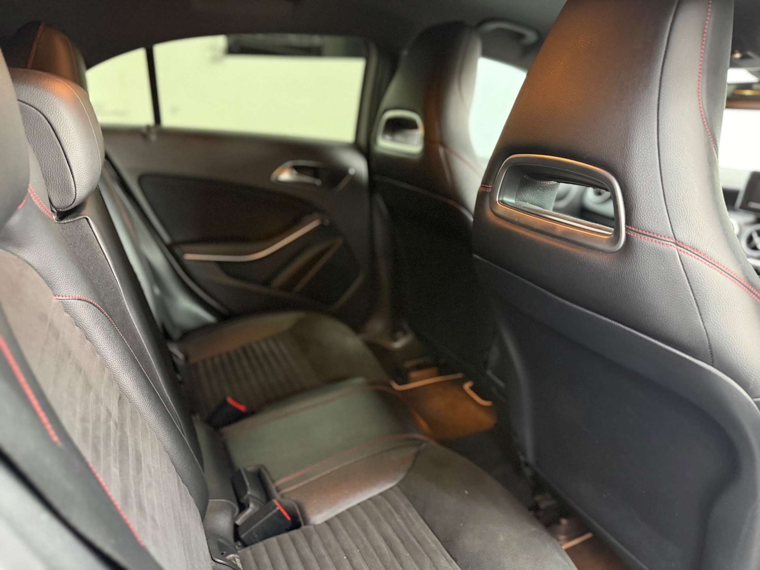 Used Mercedes-Benz A-Class 2014 for sale - 77801998: Photo 33