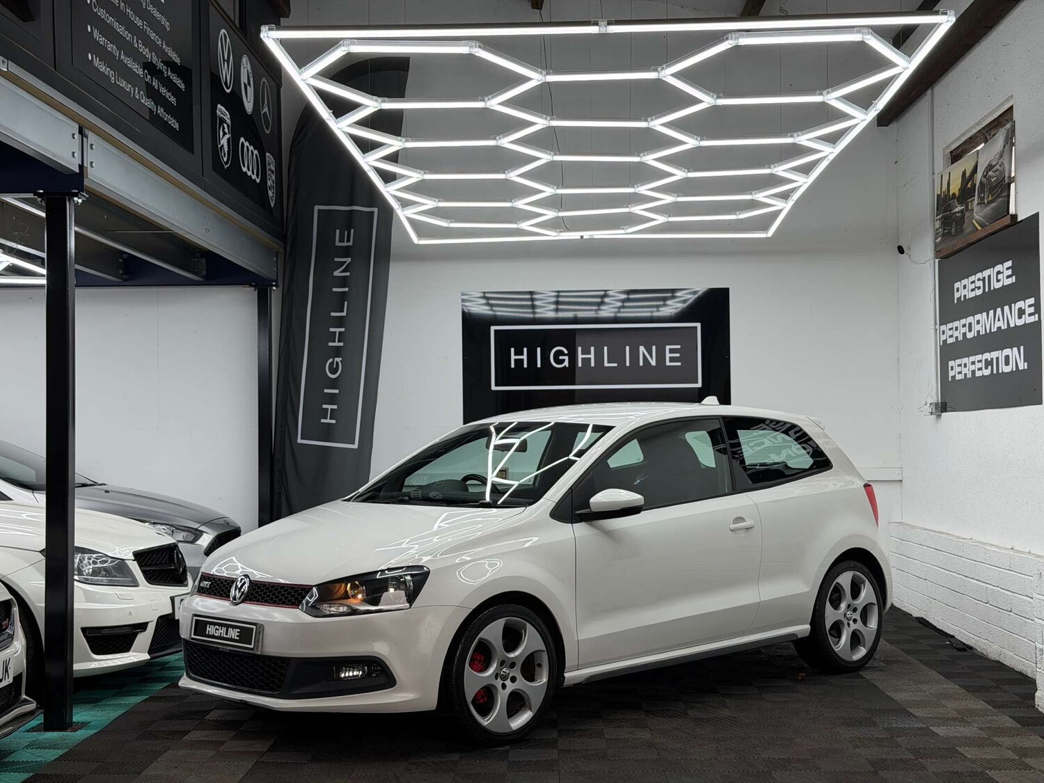 Used Volkswagen Polo 2011 for sale - 77911308: Photo 10