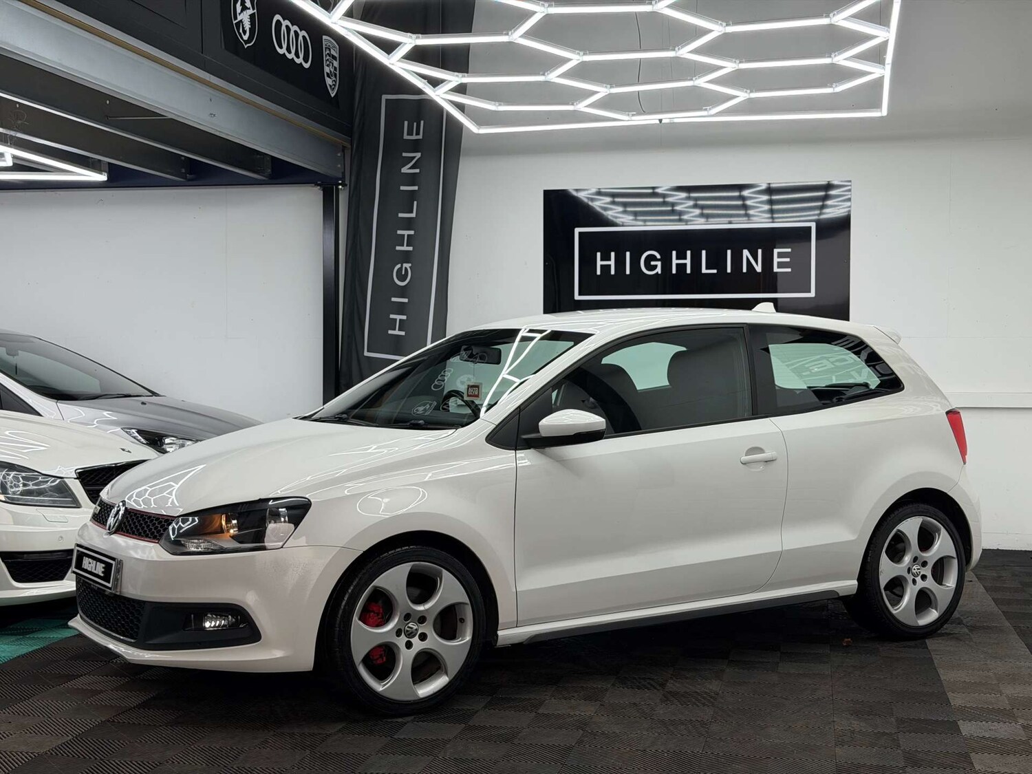 Used Volkswagen Polo 2011 for sale - 77911308: Photo 11