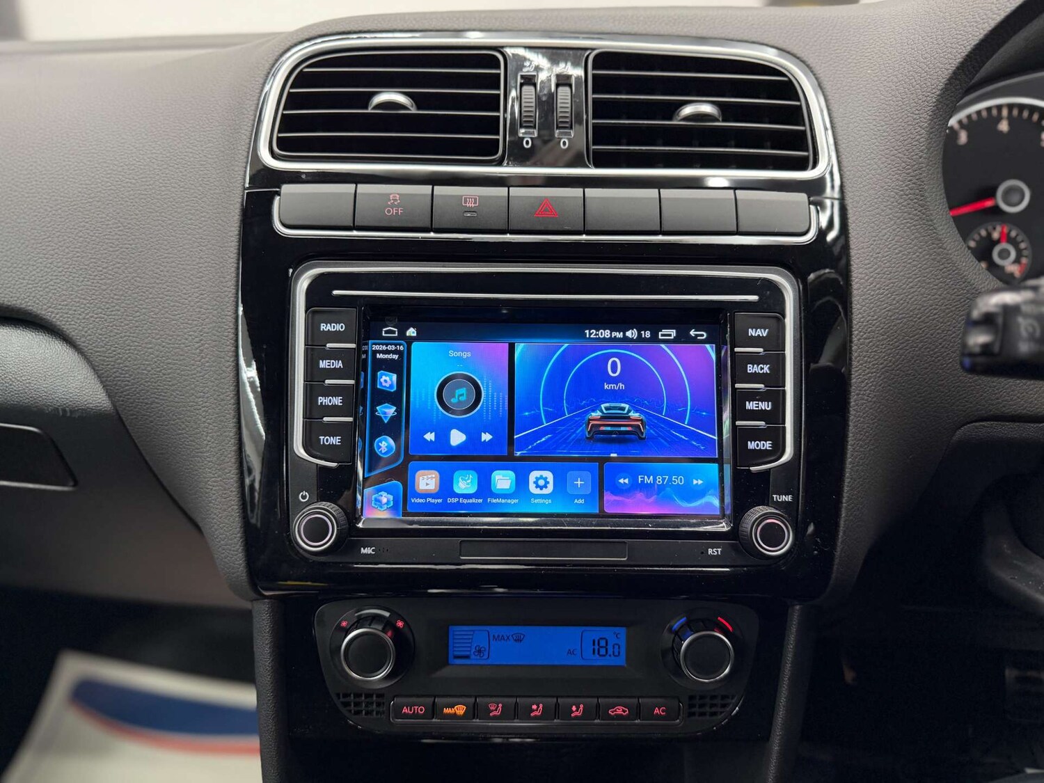 Used Volkswagen Polo 2011 for sale - 77911308: Photo 22