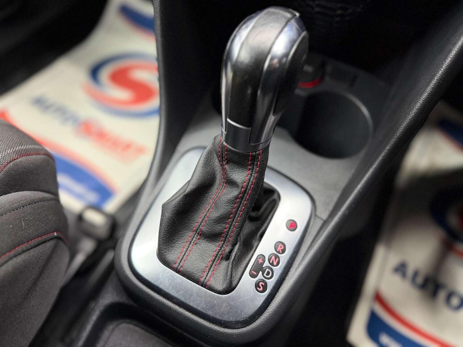 Used Volkswagen Polo 2011 for sale - 77911308: Photo 25